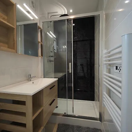 Pela'S Studio 10 Minutes From The Athens Airport Leontari  Exterior photo