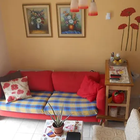Pela'S Studio 10 Minutes From The Athens Airport Leontari  Dış mekan fotoğraf
