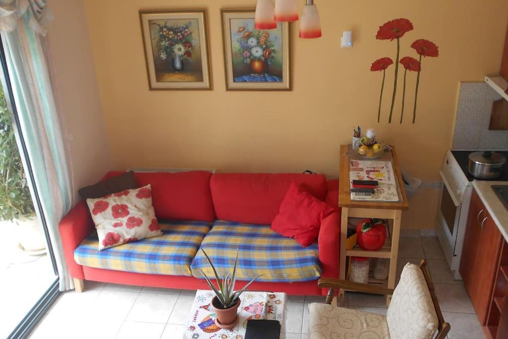 Pela's 10 Minutes From The Athens Airport *