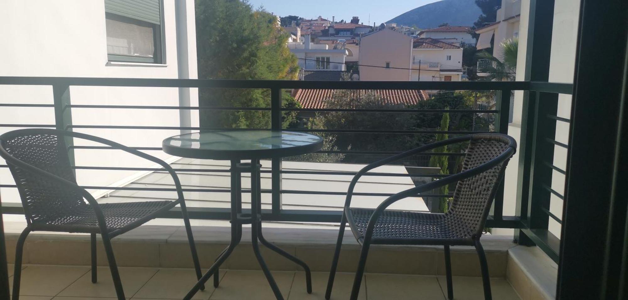 Pela's 10 Minutes From The Athens Airport * Leontari (Attica)